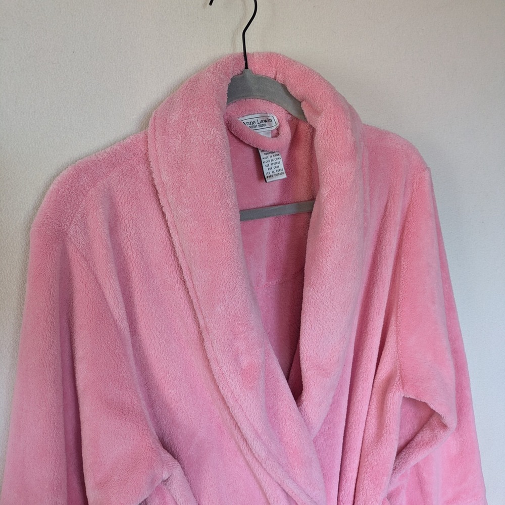 Anne Lewin Pink Fleece Robe Shawl Collar Plush Long Belted Loungewear Large - Picture 4 of 8